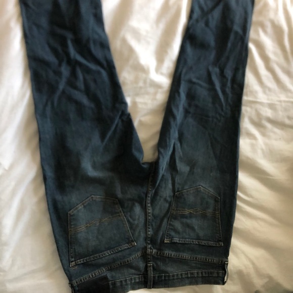 Jeans - Picture 2 of 3